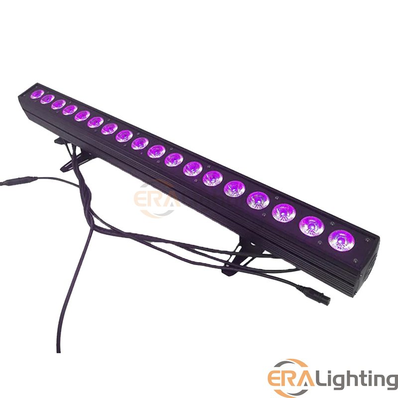 linear wall washer